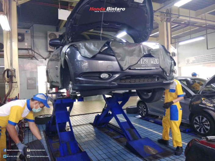 servis-berkala-honda-bintaro-featured servis-berkala-honda-bintaro-featured